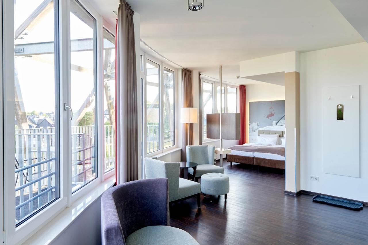 Hotel Oversum Winterberg Ski- Und Vital Resort Exterior photo