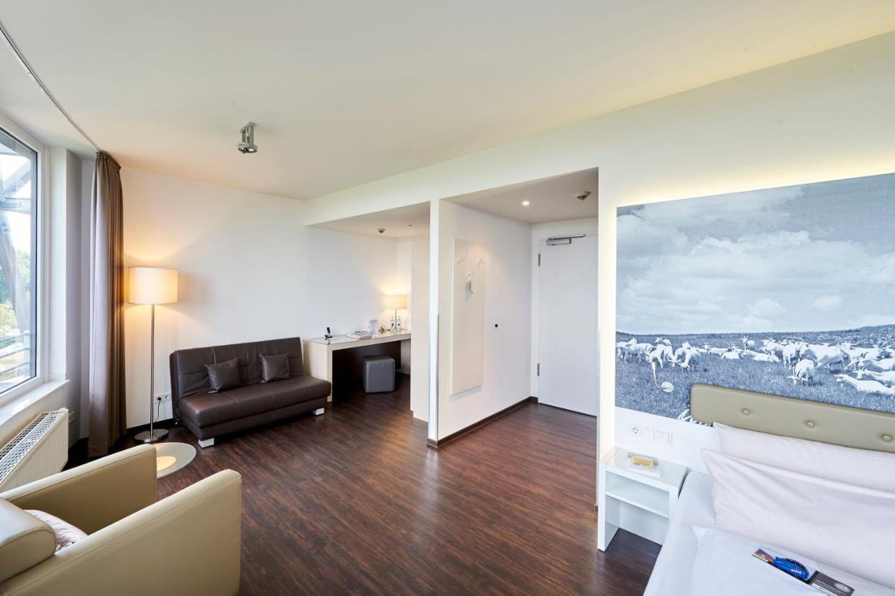 Hotel Oversum Winterberg Ski- Und Vital Resort Exterior photo