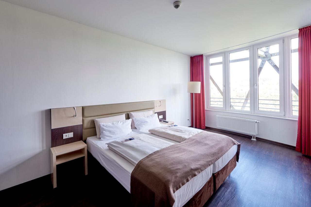Hotel Oversum Winterberg Ski- Und Vital Resort Exterior photo