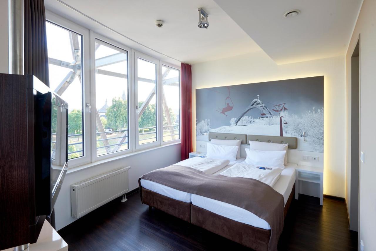 Hotel Oversum Winterberg Ski- Und Vital Resort Exterior photo